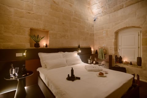 Family Suite | Premium bedding, down comforters, minibar, in-room safe