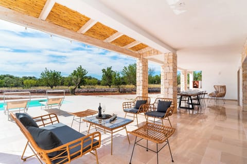 Villa | Terrace/patio