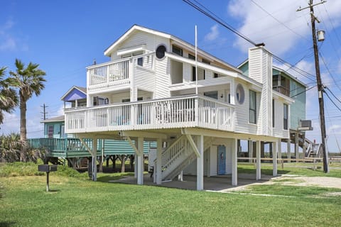 Casa Mingo, steps from the sand.  Lot's of outdoor space for fun family days.