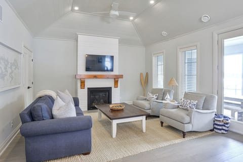 Blue Heron Family Room