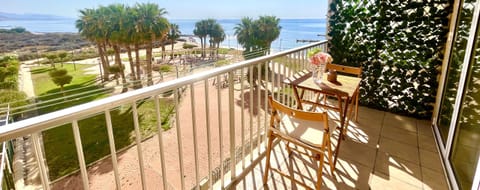 ‘Spectacular terrace with stunning sea views, equipped with outdoor furniture so you can enjoy the surroundings to the fullest. Perfect for starting the day with breakfast facing the horizon or relaxing with a magical dinner at sunset.