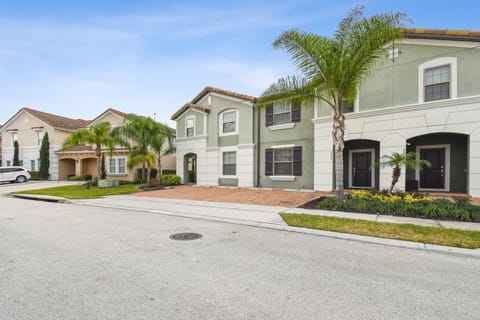 Neighborhood, City, Transportation, Building, House
