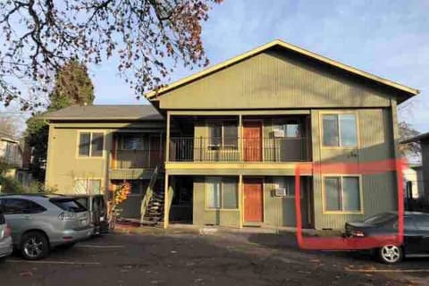 This is the location of the Unit 2B which is in the front-right on the first floor