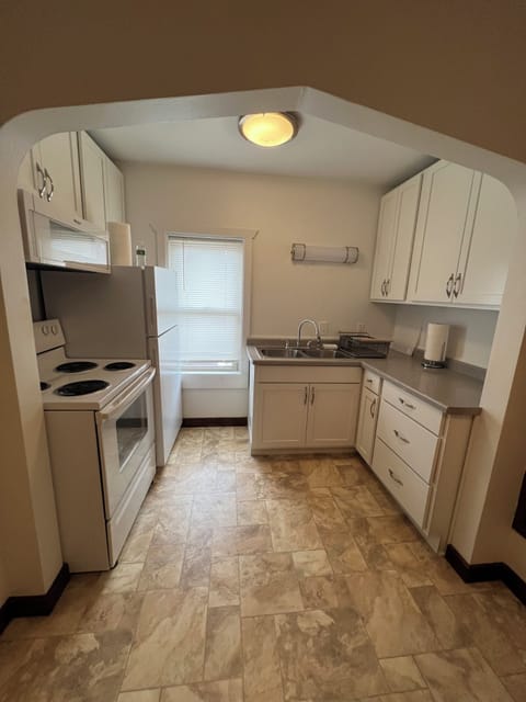 Full sized refridgerator, stove microwave and oven