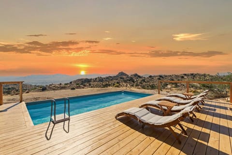 Nestled on top of a mountain#Explore Joshua Tree National Park