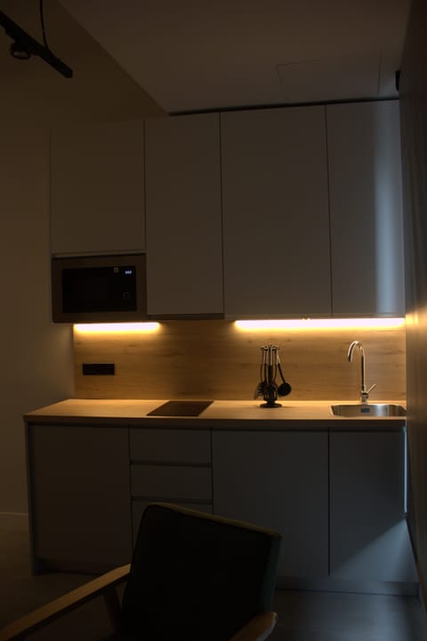 Mini-fridge, microwave, stovetop