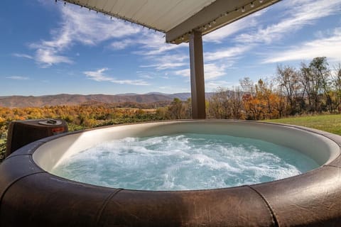 Enjoy the View from the Hot Tub – Serenity Meets Comfort