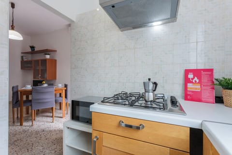 Apartment, Balcony, City View | Private kitchen | Espresso maker, electric kettle, toaster