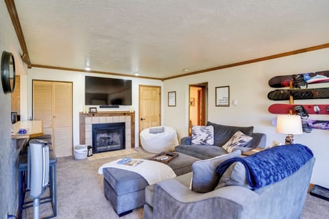 Brian Head Vacation Rental | 1BR | 1BA | 850 Sq Ft | Steps Required