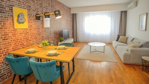 c630ce85-b187-4082-961d-447093e8d530