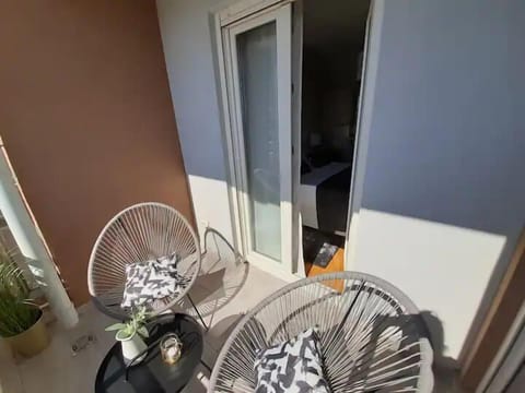 52338f48-a05e-43df-8892-8a091ff136b3