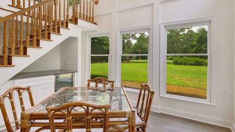 House, 5 Bedrooms | Dining
