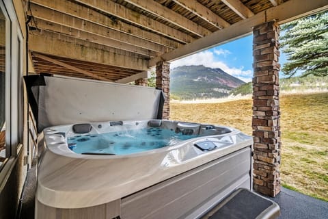 Private 6-person hot tub located on the basement walkout patio.