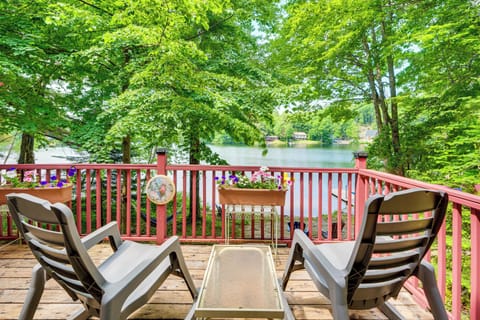 Denmark Vacation Rental | 3BR | 1BA | 445 Sq Ft | Stairs Required to Enter