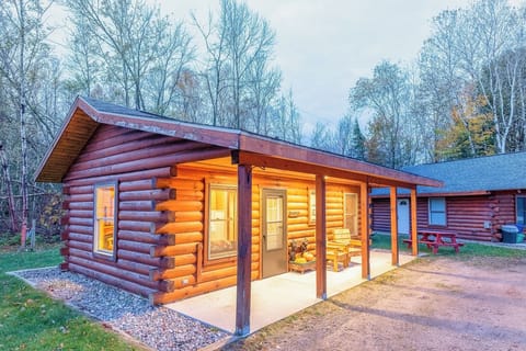 Maple Cabin

Enjoy a small log cabin.  This quaint one bedroom log cabin is perfect for a getaway!  With all the amenities of home it makes camping easy!  