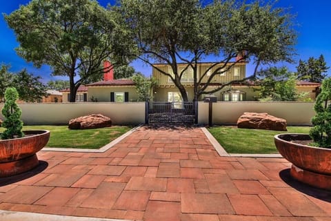 Welcome to Gatsby Getaway!