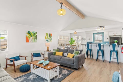 House, Multiple Beds, Kitchen, Garden View (Tranquil Turquoise) | Living area | 42-inch flat-screen TV with digital channels
