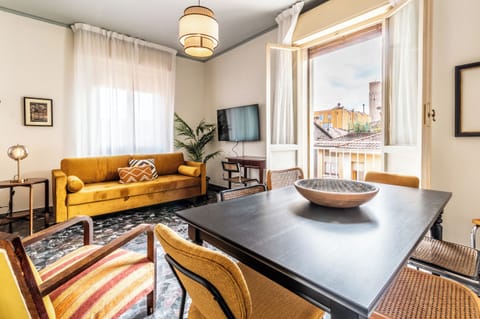 Apartment | Living area | Flat-screen TV
