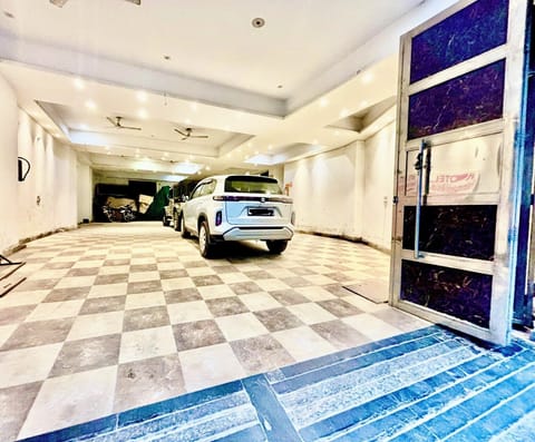 Free self parking