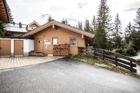 Immediate Surroundings [summer] (<1 km)