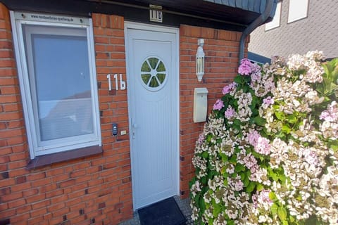 Entrance / Reception
