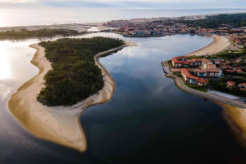 Surroundings [summer] (1-5 km)