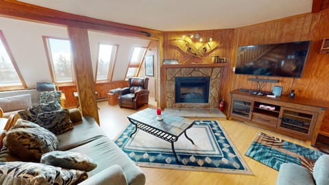 Furniture, Indoors, Living Room, Home Decor, Couch