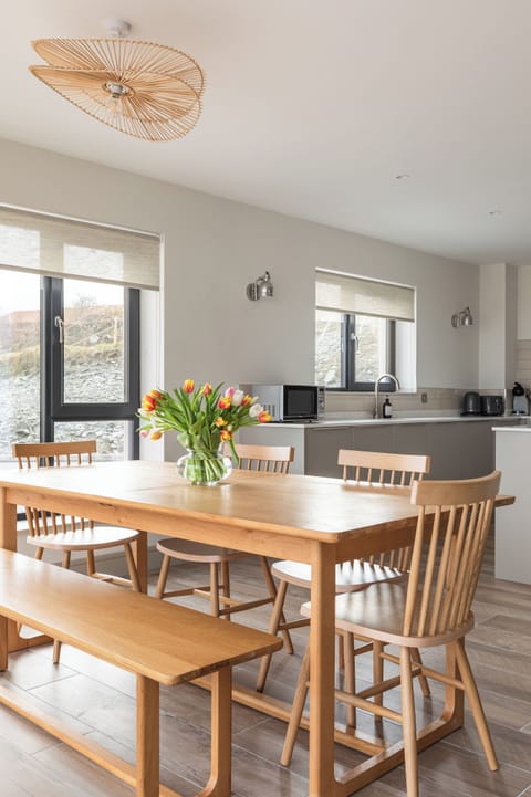 Dining table. Leenan @Ballyliffin Beach Houses