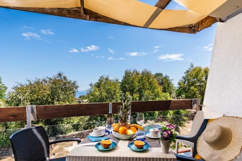 Standard Townhome, 1 Bedroom, Balcony (Casa La Boa) | Outdoor dining
