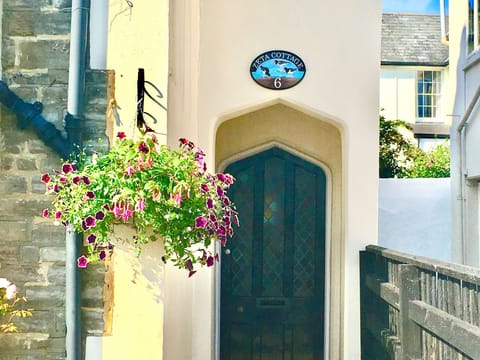 Zeta Cottage: Welcome to Zeta Cottage