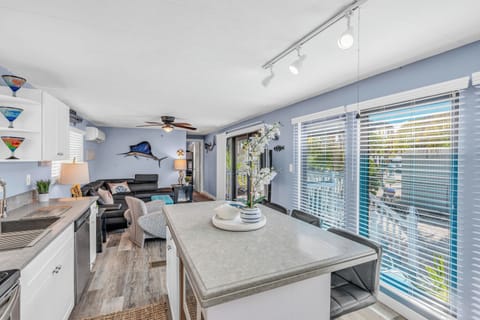 186 2nd Ct - High Exposure Visuals -16