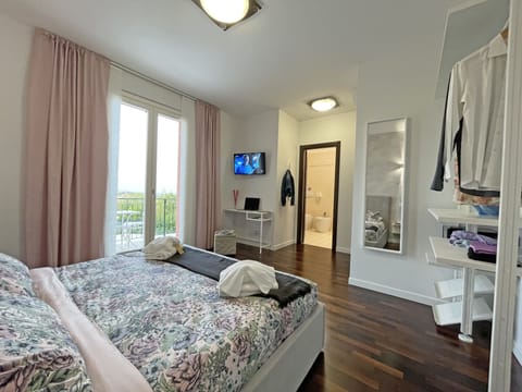 Superior Villa, 3 Bedrooms, Ensuite, City View | Premium bedding, down comforters, individually decorated