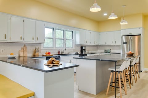 Ample counter space.