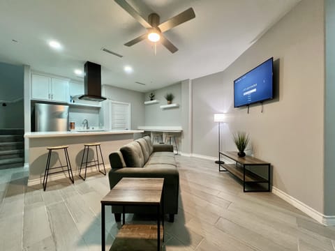 Main Area with Fully Functional Kitchen