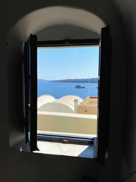 House, 4 Bedrooms, Smoking, Balcony | Interior