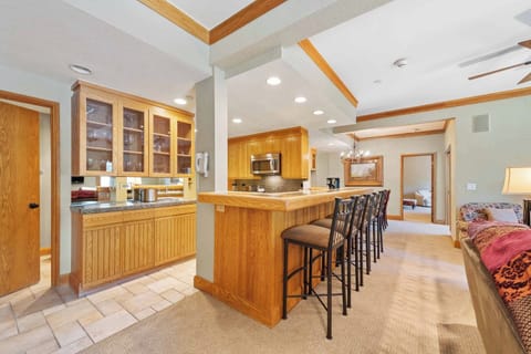 TheCharter-5330-2299