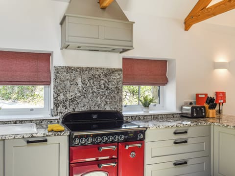 Kitchen | Lower Stables - Lower Trembath, Buryas Bridge, near Penzance