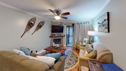 Furniture, Indoors, Living Room, Couch, Home Decor
