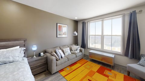 Home Decor, Furniture, Indoors, Living Room, Couch