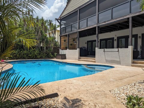 Shared Pool in backyard