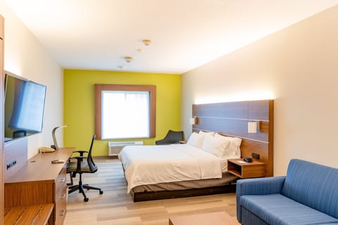 In-room safe, desk, iron/ironing board, free cribs/infant beds