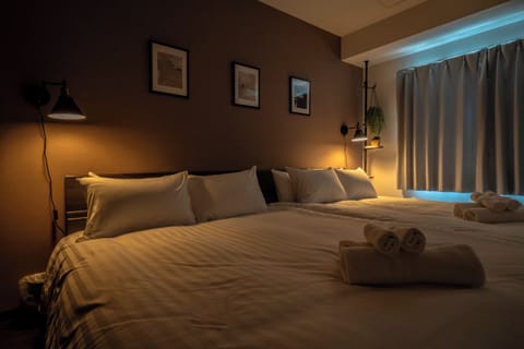 2 bedrooms, iron/ironing board, free WiFi