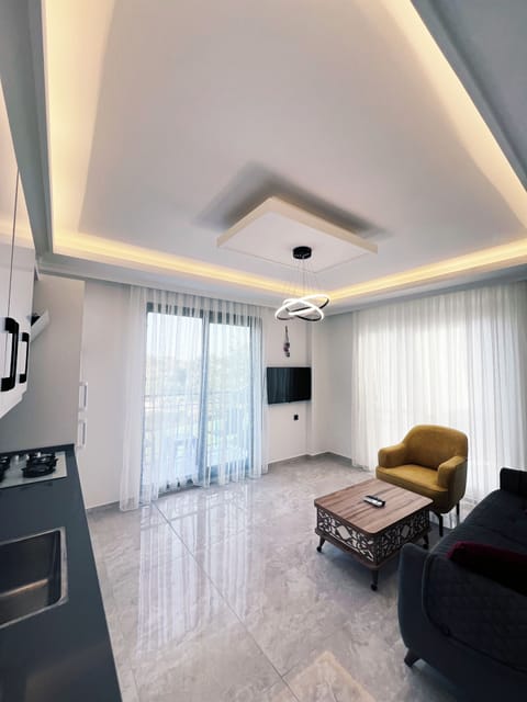 Classic Apartment | Laptop workspace, iron/ironing board, free WiFi, bed sheets