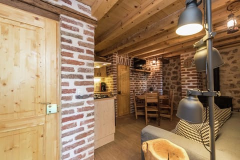 Entrance / Reception