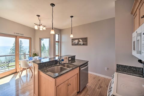 Kitchen | Dishwasher | Crockpot