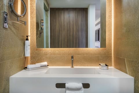 Room, 2 Queen Beds, Non Smoking | Bathroom | Shower, free toiletries, hair dryer, towels