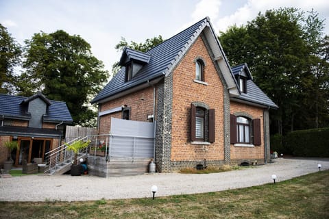 Holiday Home Exterior [summer]