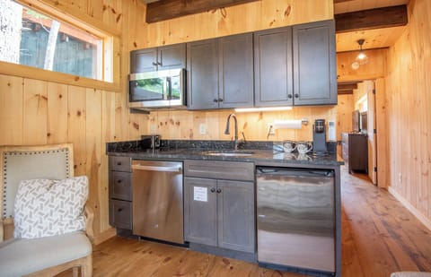 Kitchen suite with everything you need...