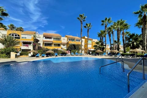Holiday Home Swimming Pool
