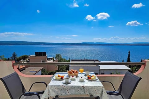 Standard Apartment, 1 Bedroom, Balcony (Sea View Apartment Neti) | Outdoor dining